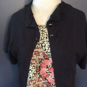 Tulle Black Shrug w/3 Buttons S